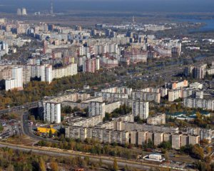 Киевавтодор предупредил об ограничении движения на Троещине