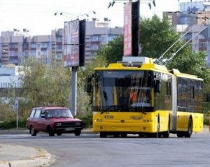 У громадському транспорті столиці проїзд подорожчає вдвічі