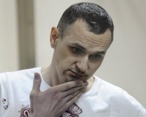 Сенцов объявил голодовку