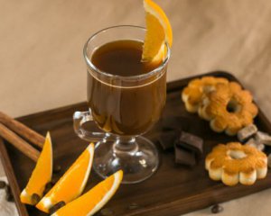 Куркума, апельсины, тоник: необычные рецепты утреннего кофе