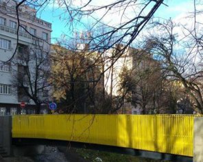 Мост в Праге назвали именем украинца, который сжег себя