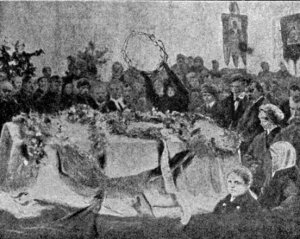 Три дні носили землю на могилу Тараса Шевченка