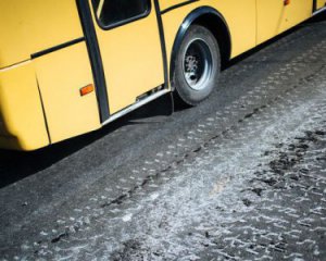 В Дебальцево взорвался автобус: есть жертвы