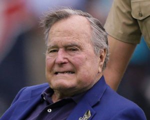 Колишній президент США Джордж Буш-старший потрапив до лікарні