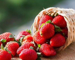 Полуничний сезон в розпалі: назвали користь і шкоду