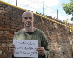 "Чувство голода перебивает стыд" - российский журналист голодает в поддержку Сенцова