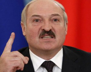 Лукашенко заявил, что Россия хочет присвоить себе победу во Второй мировой войне