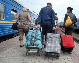 Кримчани продовжують масово залишати півострів