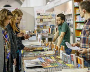 Продали всю білоруську поезію