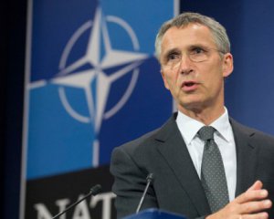 Столтенберг пояснив, чому НАТО підтримує санкції проти Росії