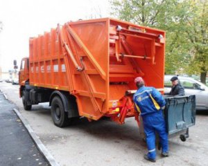 Підняли ціни  на вивезення смітття