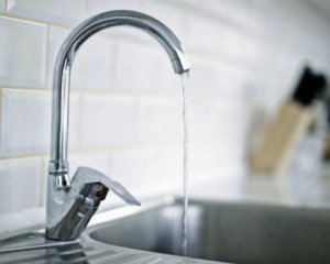Общественные организации Киева потребовали от Коболева отчета о законности миллиардных премий и отключения горячей воды
