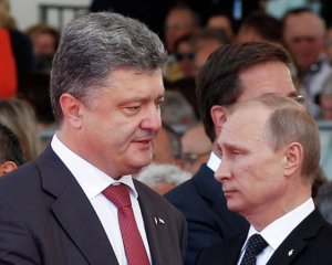 "Ми обговорили це питання" - про що Володимир Путін розмовляв телефоном із Петром Порошенком