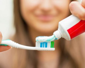 Ученые выяснили, какую опасность скрывает зубная паста