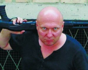 В Киеве суд избрал меру пресечения для известного догхантера