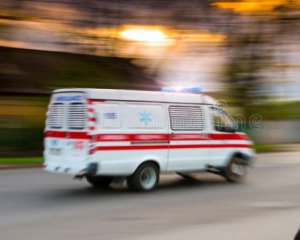 "Скорая" насмерть сбила женщину