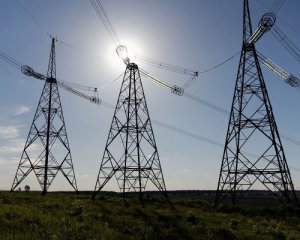 Блекаут відміняється: у Крим подали електрику