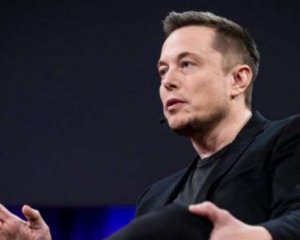 Маск анонсував звільнення працівників Tesla