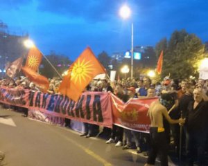 В Македонии массовые протесты - требуют отставки правительства