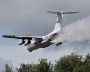 Пожежний літак промахнувся і скинув 40 т води на патрульну поліцію