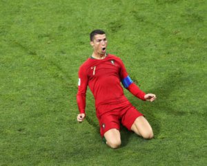 Антифутбол та матч гідний фіналу: відеоогляд матчів групи В