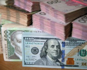 Гривна вошла в рейтинг валют, которые наиболее укрепились по отношению к доллару