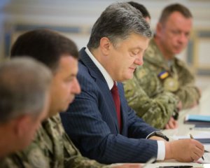Військова служба по-новому: президент підписав новий закон про ЗСУ