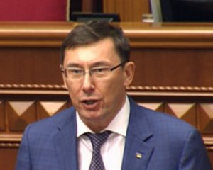 Луценко заявляє про змову коаліції і колишніх &quot;регіоналів&quot;