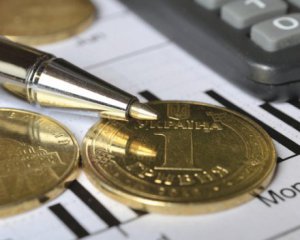 Объяснили, чем опасен рост минималки до 4200 грн