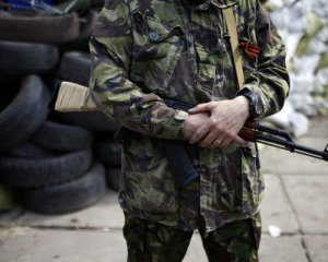 На Донбасі важко поранили ватажків бойовиків