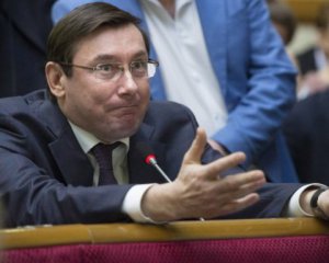 Луценко сравнили с водителем автобуса без прав