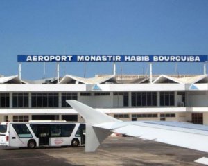 Туристам,  які застрягли в Тунісі, відшкодують витрати