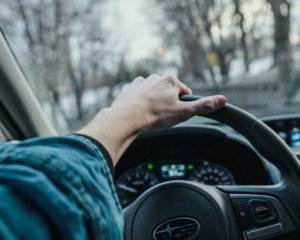 Обмеження руху та водійські права на два роки - найновіші зміни для водіїв