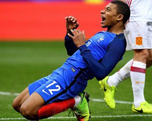 Уругвай - Франция 0:2. Французы завоевали путевку в полуфинал