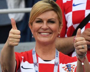 Президент Хорватии танцевала вместе с игроками в раздевалке