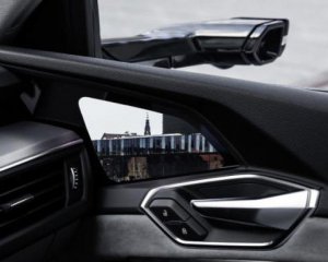 Экраны вместо зеркал -  Audi показала новинку
