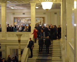 В апараті ВР придумали, як вирішити проблему з фейковими журналістами