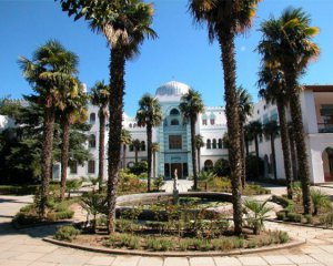 Банда Путіна розграбувала майно Верховної Ради в Криму