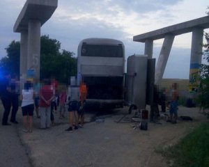 Під Одесою горів автобус з дітьми