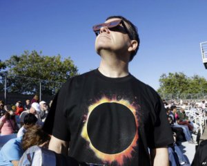 Сонячне затемнення провокує погіршення здоров`я та неконтрольовані емоції