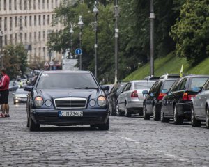 Порахували, скільки євроблях перебувають в Україні незаконно