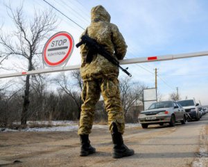 &quot;Сказали, щоб осів і збирав інфу&quot; - на Луганщині затримали терориста ЛНР