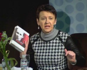 Забужко показала жорсткий лист Лесі Українки про двомовність