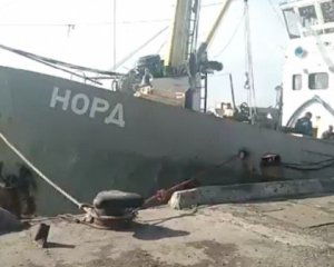 Порошенка благають обміняти українських рибалок на моряків &quot;Норд&quot;