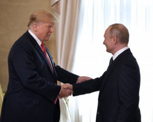 Надеется польстить - на встрече с Путиным Трамп отказался от подготовленных Белым домом заявлений