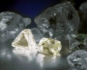 Нашли миллиарды тонн алмазов