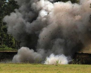 Двоє чоловіків підірвались на невідомій вибухівці