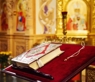 Автокефалию Украинской церкви перенесли на осень