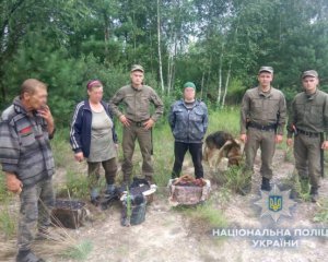 В Чернобыльской зоне поймали ягодников