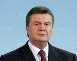 Янукович подав до суду на Луценка